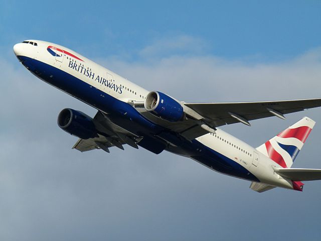 Boeing 777-200 (G-YMMJ)