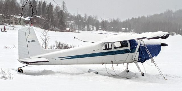 Cessna Skywagon 180 (N5225E) - On skis, Lower Fire Lake, Eagle River AK