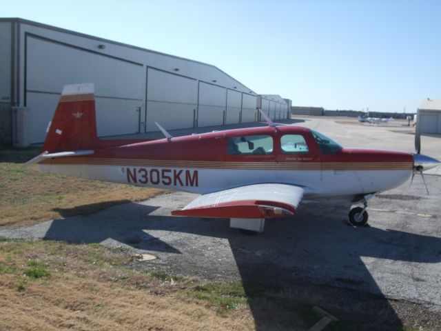 Mooney M-20 (K305KM)