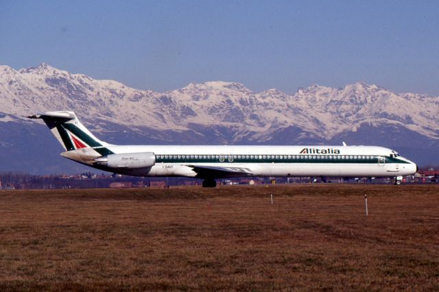 McDonnell Douglas MD-82 (I-DAVF)