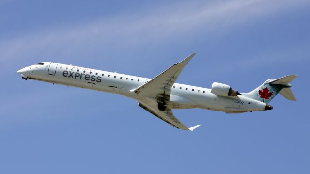 Canadair Regional Jet CRJ-900 (C-GFJZ)