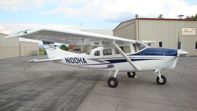 Cessna 206 Stationair (N100HA)