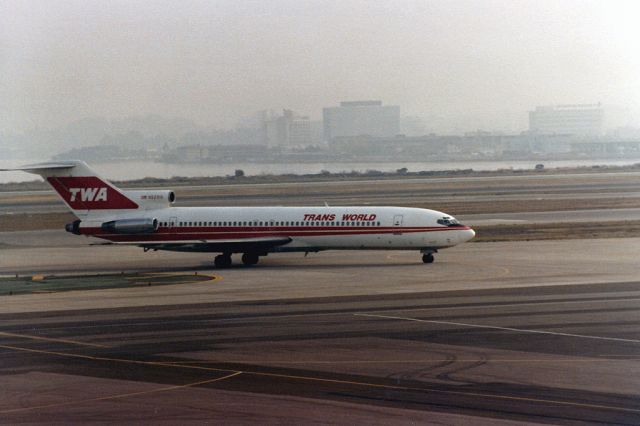 Boeing 727-100 (N52310) - TWA - Trans World Airlines - Boeing 727-231 C/N 19829/629 - N52310 - Seen from Observer Deck at San Francisco Airport - 1980-Dec-24.