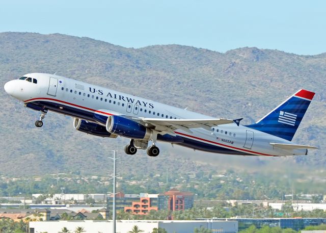 Airbus A320 (N655AW)