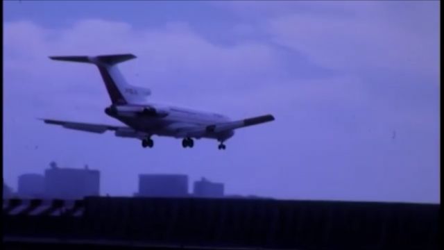 Boeing 727-100 — - A PSA Airlines B727-100 Lands At LAX In The 1970s! ALL Credits Go To "DFW Tower" I Take ABOULUTLY NO Credit For This Shot WHATSOEVER...