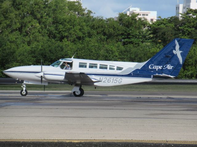 Cessna 402 (N2615G)