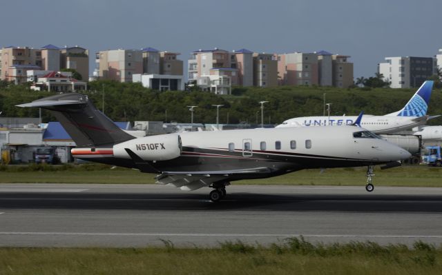 Canadair Challenger 350 (N510FX)