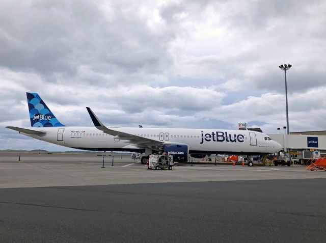 Airbus A321neo (N2048J)