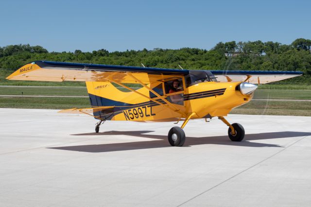 MAULE MT-7-260 Super Rocket (N599ZZ) - A Maule M-7 taxis out of Butler County Regional Airport on a nice July afternoon.