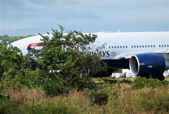Boeing 777-200 (G-VIIP)
