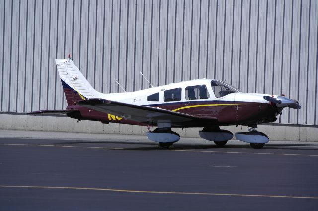 Piper Cherokee (N80838)