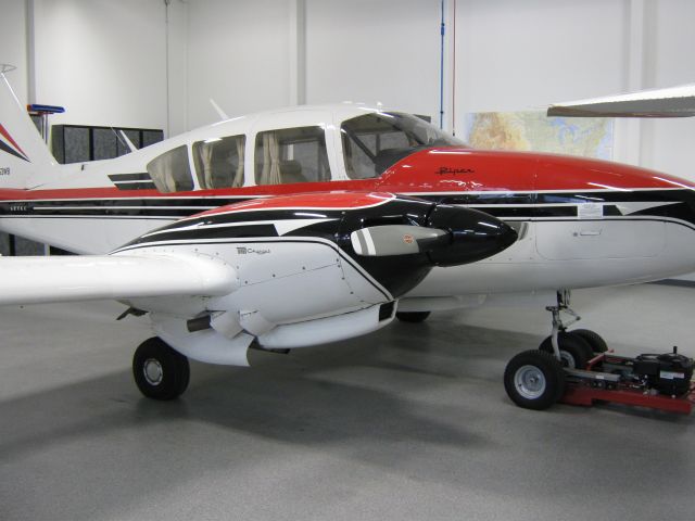 Piper Aztec (N153WB) - N153WB