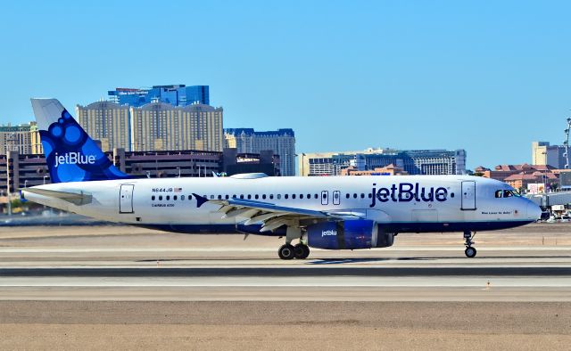 Airbus A320 (N644JB) - N644JB JetBlue Airways 2006 Airbus A320-232 c/n 2880 "Blue Loves Ya, Baby?" - Las Vegas - McCarran International Airport (LAS / KLAS)br /USA - Nevada September 19, 2014br /Photo: Tomás Del Coro