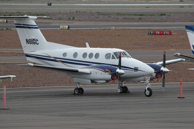 Beechcraft King Air F90 (N81GC)