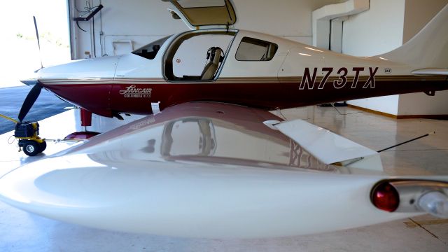 Cessna Cutlass RG (N73TX)