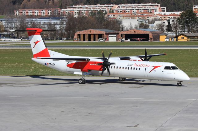 de Havilland Dash 8-400 (OE-LGK)