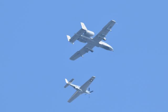 Fairchild-Republic Thunderbolt 2 — - A P-51 Mustang and an A-10 Warthog on a Legacy Flight over Martin State Airport for Maryland Fleet Week