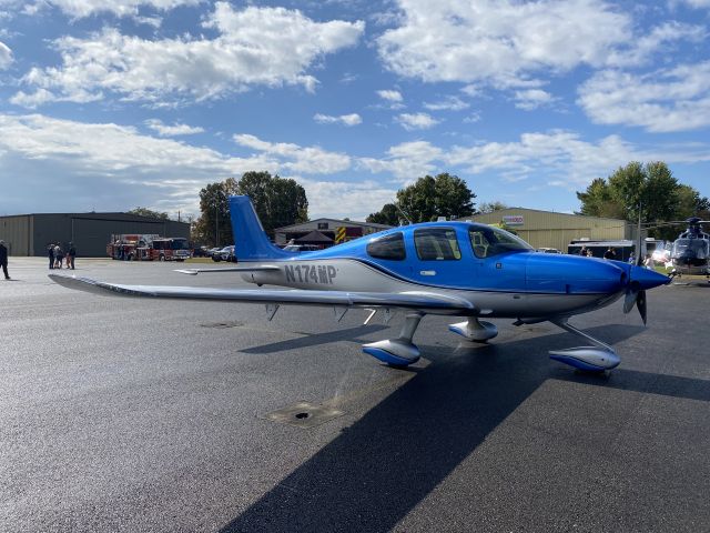 Cirrus SR-22 (N174MP) - Date Taken: October 14, 2023