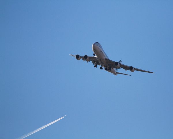 Boeing 787-8 (N787FT)