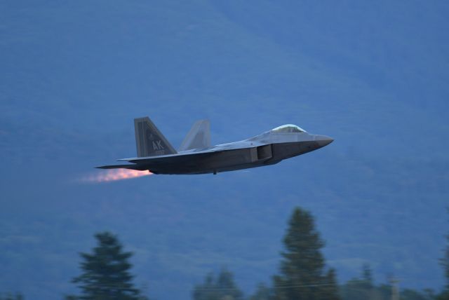 Lockheed F-22 Raptor (07-4137)