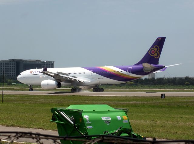 Airbus A330-300 (HS-TBG)