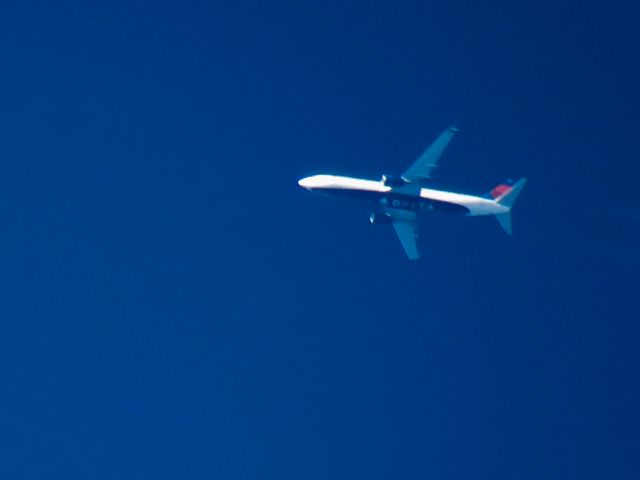 Boeing 737-900 (N873DN)