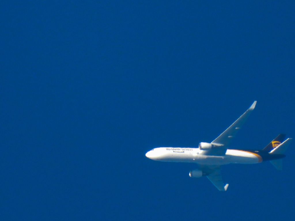 BOEING 767-300 (N346UP) - UPS2916br /SDF-LGBbr /12/28/21