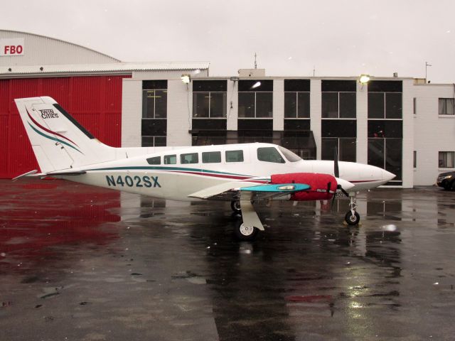 Cessna 402 (N402SX)