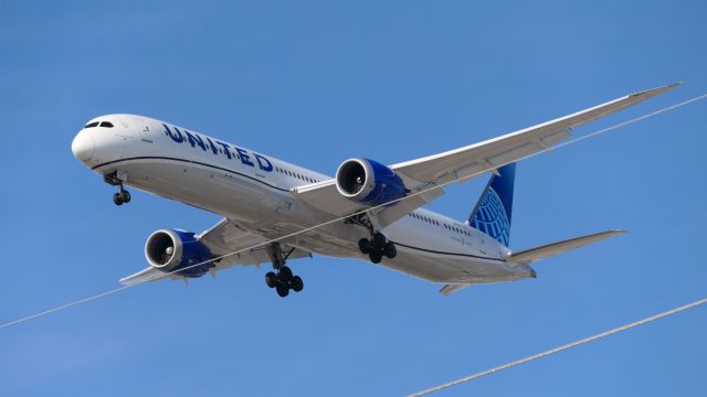 BOEING 787-10 Dreamliner (N12010)