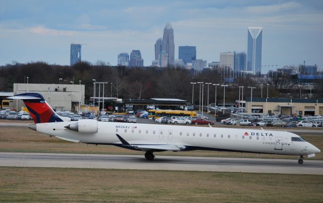 Canadair Regional Jet CRJ-700 (N926XJ) - 18C - 3/14/10