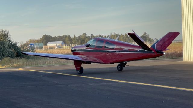 Beechcraft 35 Bonanza (N6269V) - N6269V taxis to its hangar after a flight from Bismarck.