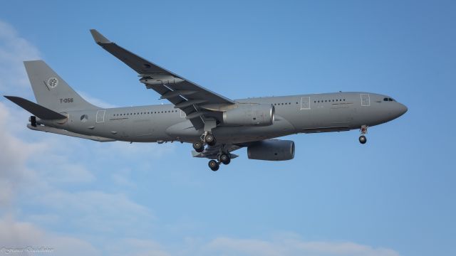 Airbus A330-200 (T056)