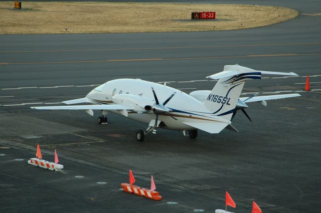 Piaggio P.180 Avanti (N165SL)