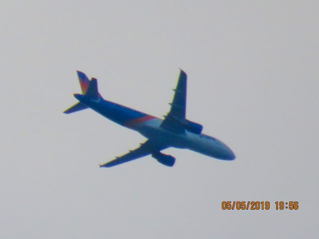 Airbus A320 (N273NV)