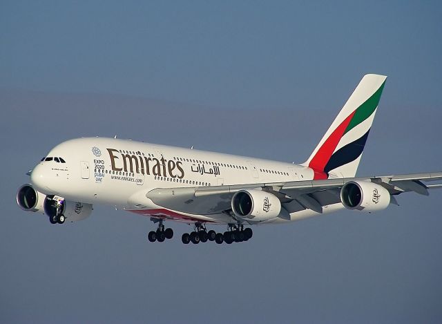 Airbus A380-800 (AE-EOZ)