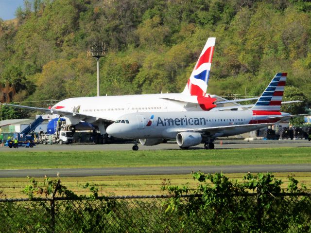 Airbus A319 (N722US)