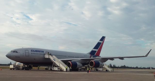 Ilyushin Il-96 (CUT1717) - Operando ruta SAEZ-MUSC/MUHV