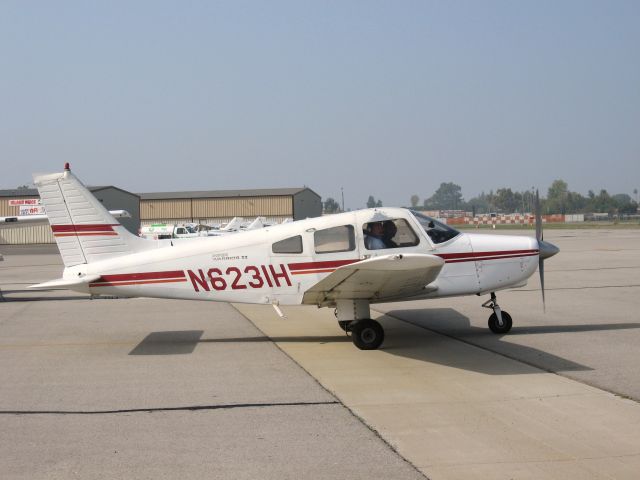 Piper Cherokee (N6231H) - Taxiing at Fullerton