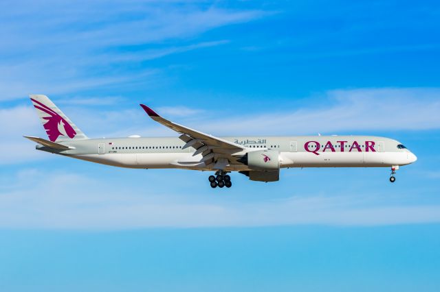 Airbus A350-1000 (A7-ANA) - Qatar Airways A350-1000 landing at DFW on 12/25/22. Taken with a Canon R7 and Tamron 70-200 G2 lens.