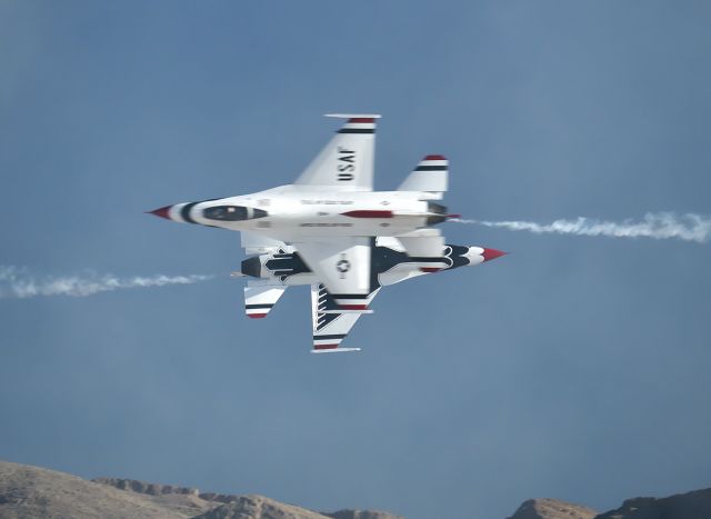 Lockheed F-16 Fighting Falcon — - Thunderbirds knife edge pass at Aviation Nation 2019.