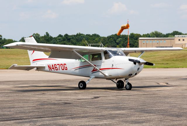 Cessna Skyhawk (N4670G)