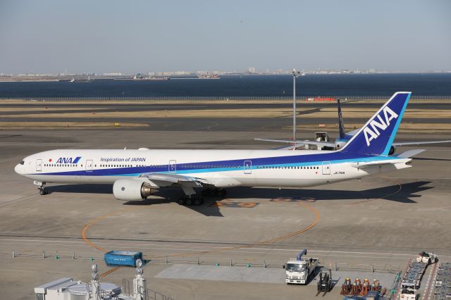 BOEING 777-300 (JA751A) - March 9th 2019:HND-CTS.