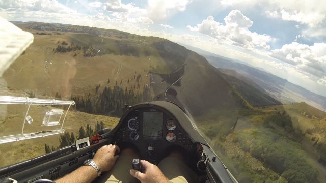 — — - N77UN - 2002 Schleicherbr /ASW-27 Piloted by Bruno Vassel out of Nephi Utah