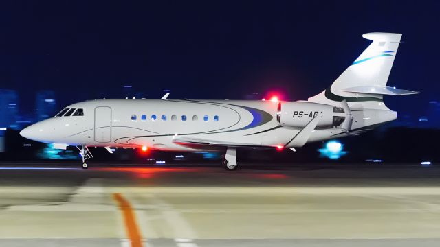 Dassault Falcon 2000 (PS-ARA)