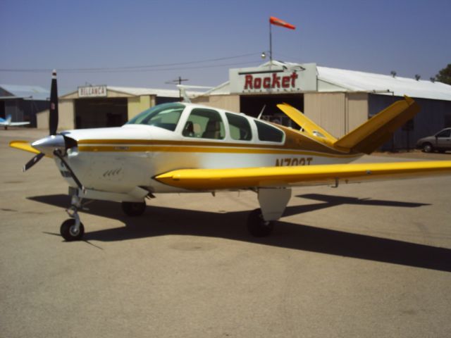 Beechcraft 35 Bonanza (N703T)