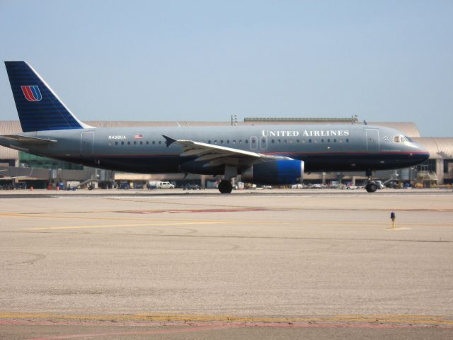 Airbus A320 (N468UA) - HOLDING ON RWY 19R