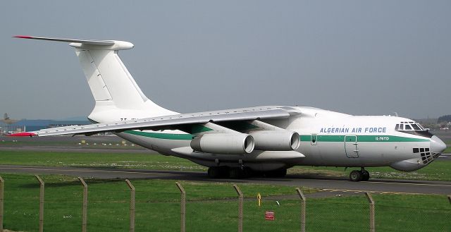 Ilyushin Il-76 (7T-WIG) - Algerian Air Force