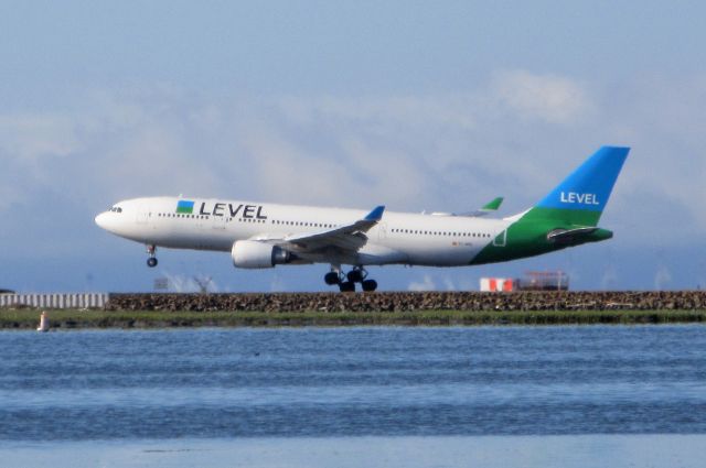 Airbus A330-300 (EC-NRG)
