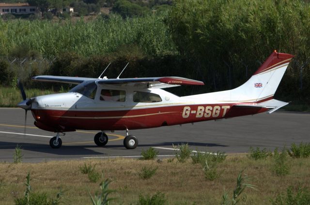 Cessna Centurion (G-BSGT)