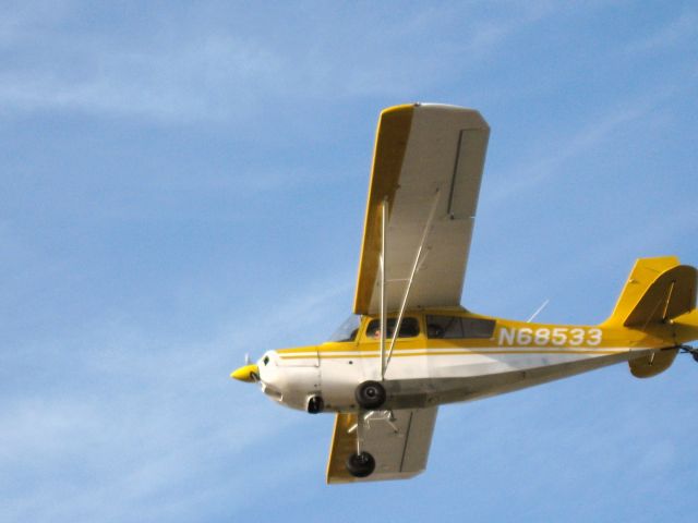 CHAMPION Tri-Traveler (N68533) - Landing on RWY 24